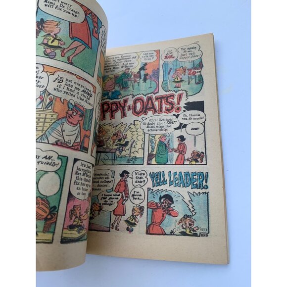 Dennis The Menace Pocket Full of Fun No. 17 Comic Book Digest 1973 Edition - Picture 5 of 14